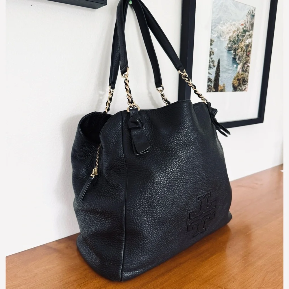 Tory Burch • Leather Harper Tote Shoulder Bag in Black - Picture 3 of 15